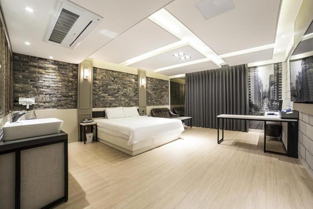 Pohang Hotel View Buitenkant foto