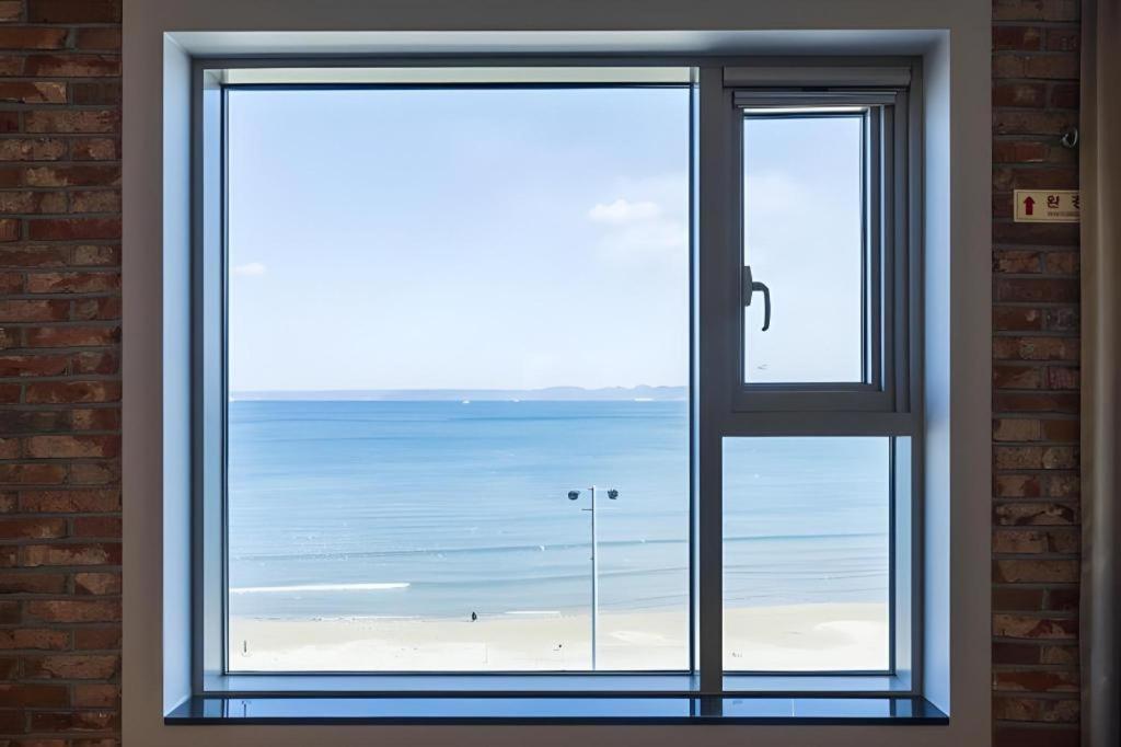 Pohang Hotel View Buitenkant foto