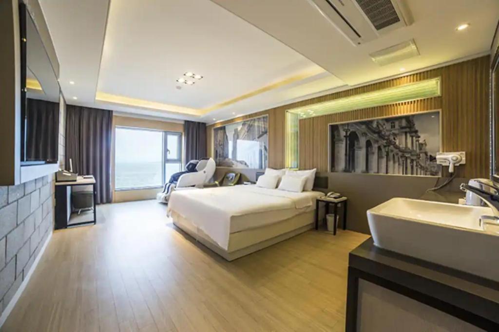 Pohang Hotel View Buitenkant foto